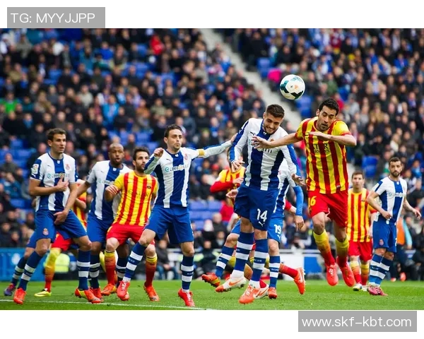 西班牙人队在主场迎战卡斯蒂利翁切洛酒店球队的精彩对决分析